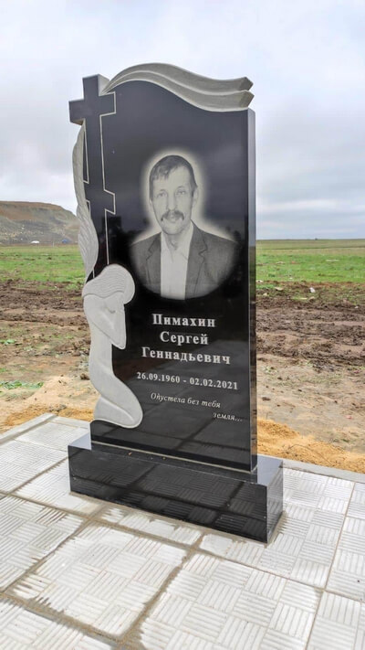 Памятники и оградки фото